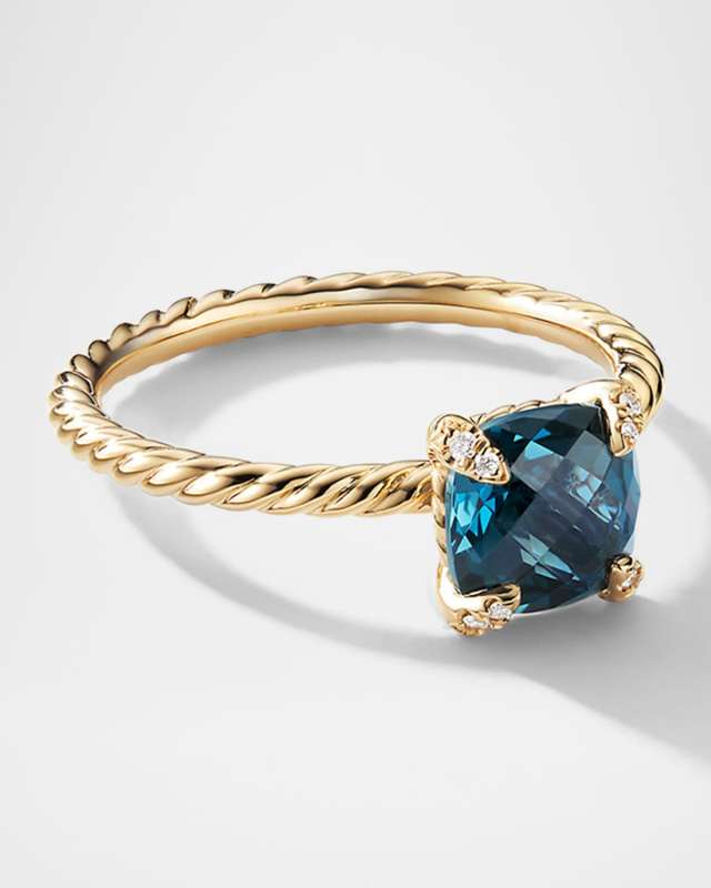 Petite Chatelaine Pave Ring in 18K Gold with Garnet